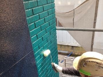 アクセント部分へのクリヤー塗装