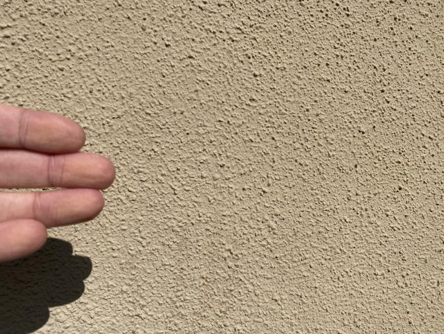 チョーキングが見られた施工前の外壁