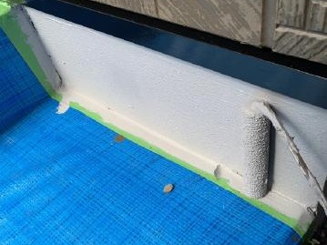 基礎の2回目の上塗り