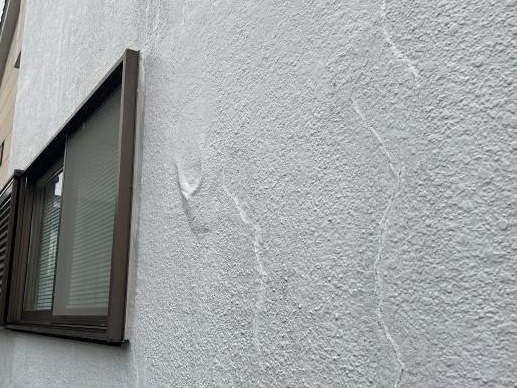 浮きが見られた施工前の外壁