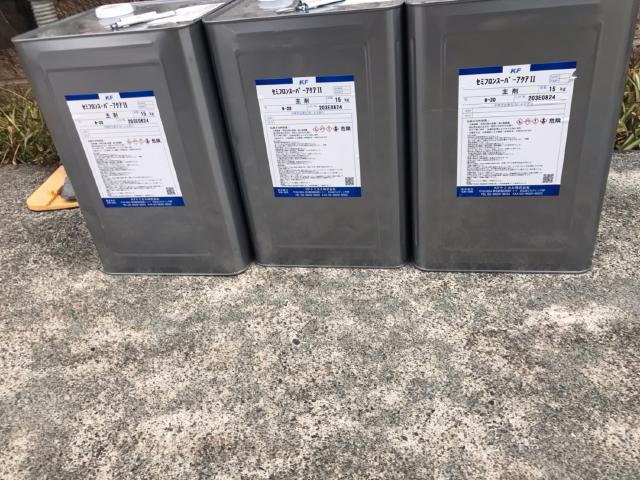 外壁の上塗りに使用した塗料