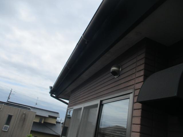 施工前の破風・軒樋