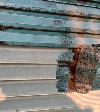 雨戸の上塗り