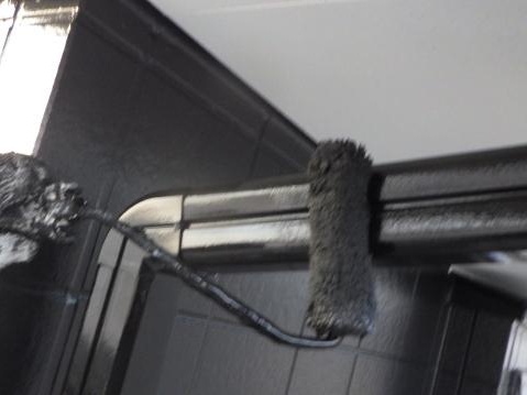 樋の1回目の上塗り