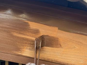 破風の1回目の上塗り