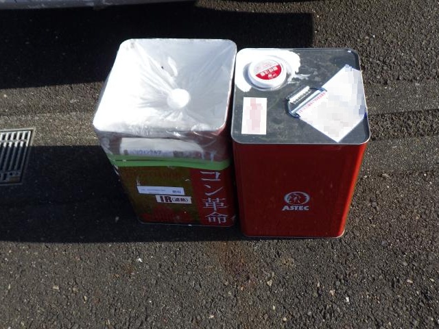 外壁の上塗りに使用した塗料