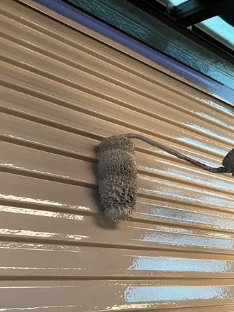 雨戸の中塗り
