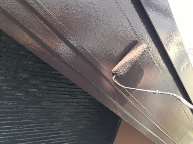 破風の2回目の上塗り