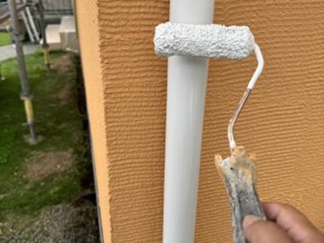 樋の2回目の上塗り