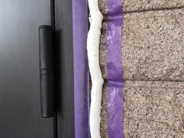 新しいシーリングの施工