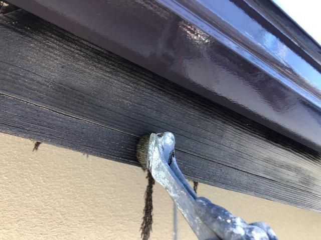 破風の2回目の上塗り