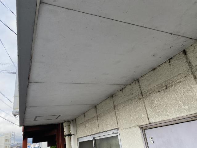 施工前の軒天