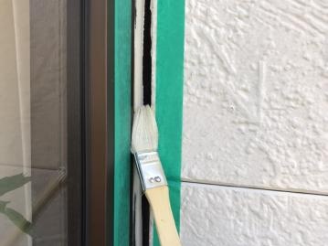 シーリングへのプライマー塗布