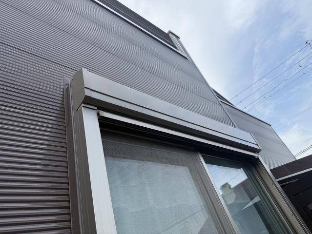 施工後のシャッターボックス
